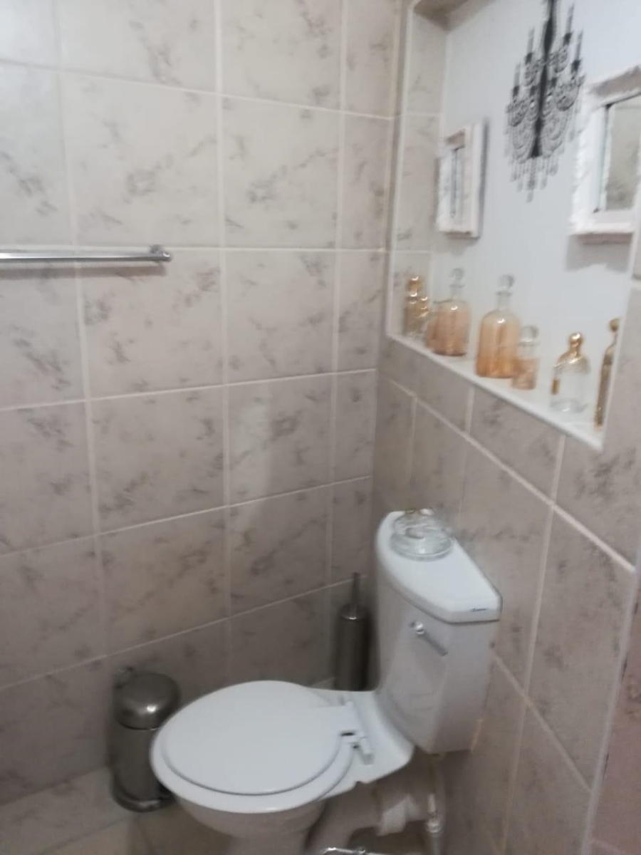 4 Bedroom Property for Sale in Hartbeespoort Rural North West